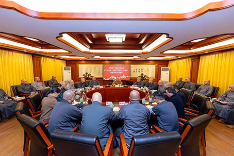 5E8A2450.jpg 5E8A2450.jpg